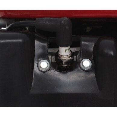 Benzininis dvitaktis elektros generatorius Kraft & Dele KD109, 1200W 12V/230V 9