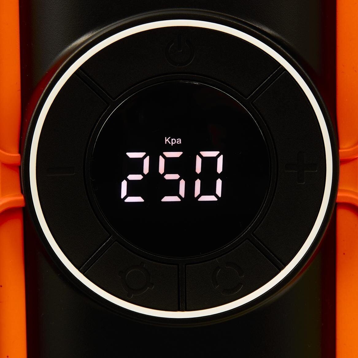 Daugiafunkcinis įkroviklis-paleidėjas su kompresoriumi ir LED žibintu Kraft & Dele KD5492, 1200A, 12 V, 10000 mAh 9